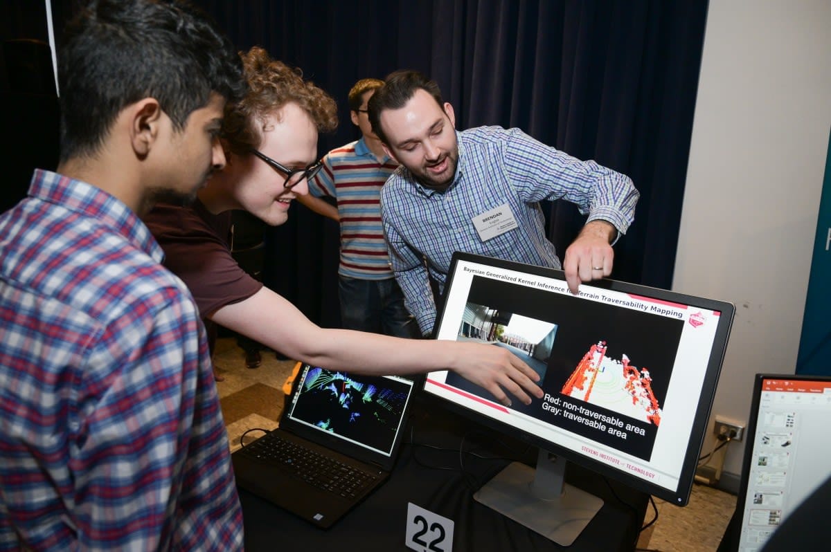 Brendan Englot demonstrating an AI-driven underwater mapping robotics system